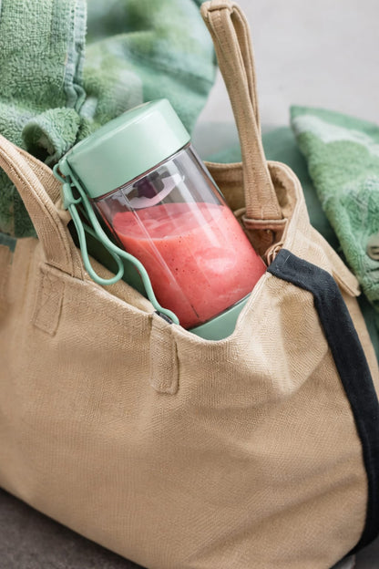 Portable Rechargeable Juicer Bottle – Fresh Juice in 30 Seconds